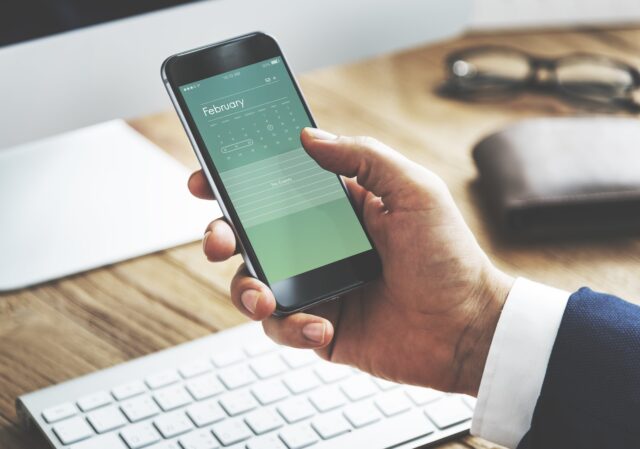 Workforce Management Mobile Applications: Best Choices in 2024 3 Workforce Management Mobile Applications Benefits