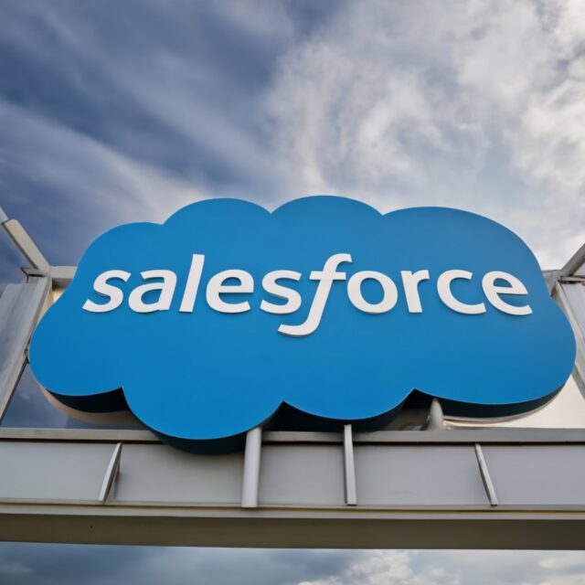 Salesforce Service Cloud Implementation: All You Need to Know 2024 2 ideogram 8 min